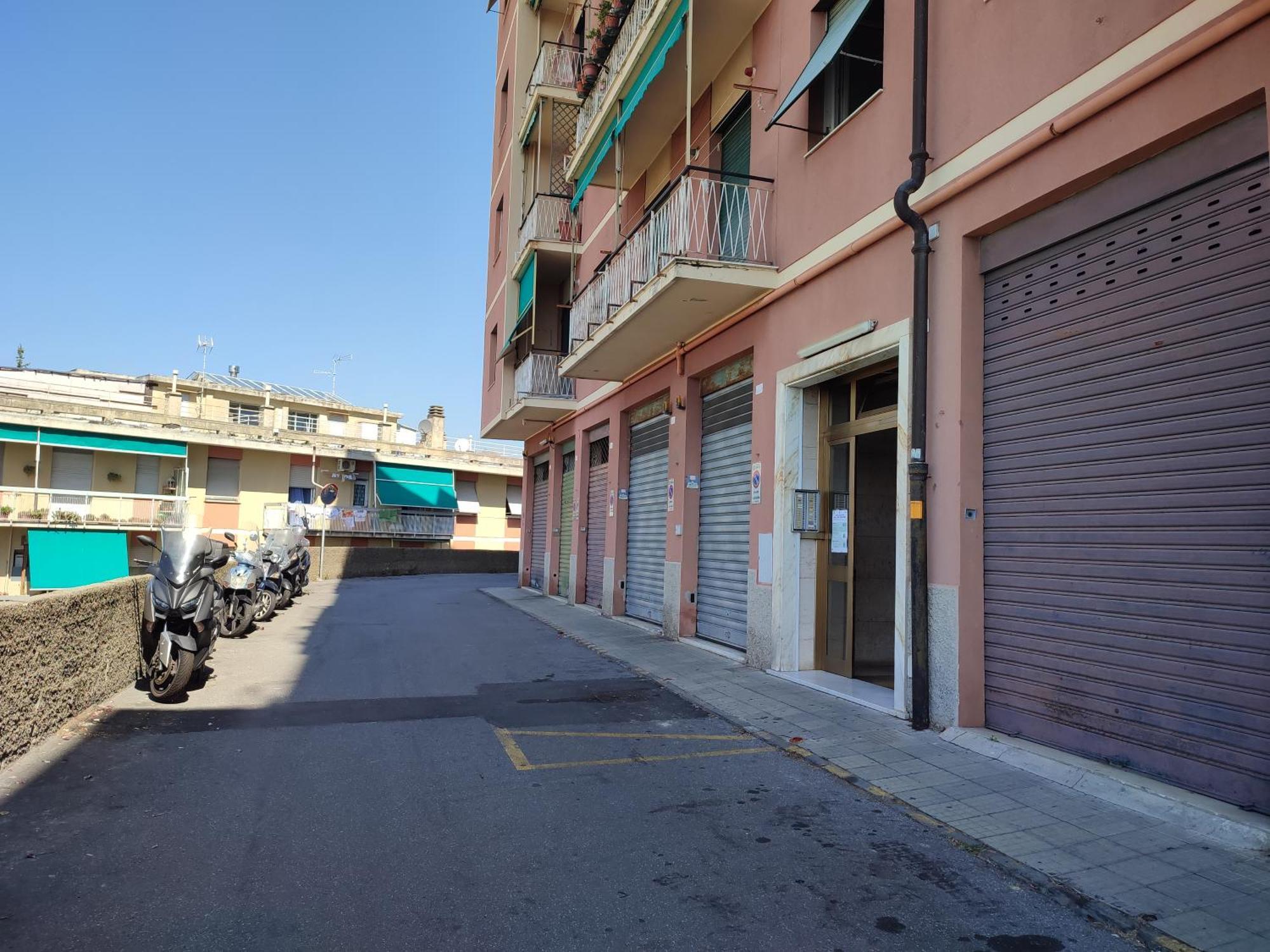 Ferienwohnung Donny Dude Panorama Genua Exterior foto